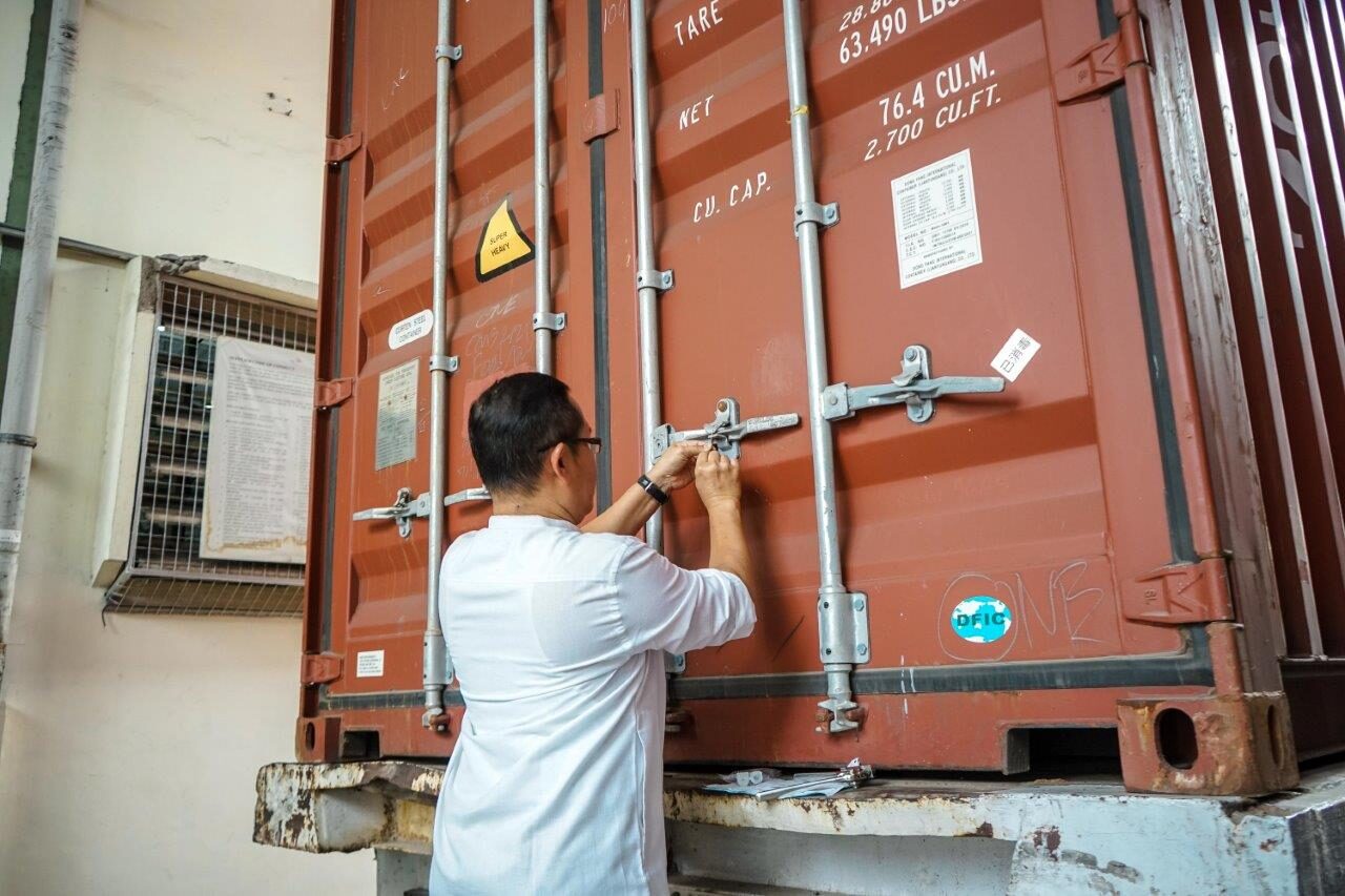 Sandang Asia team at work